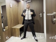 Kinky Hotel Fun in suit and tie and piss games under the shower