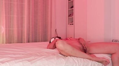 Masked Woman Bareback Sex — Deep Creampie Inside