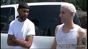 Black Muscular Gay Man Fuck WHite Teen Boy