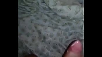 Nahuel Silvera pahiandose