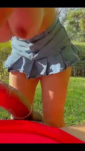 Fucking in the Park I Take off the Condom