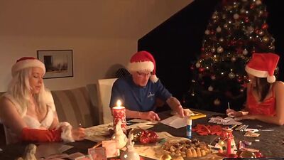 Xmas Special Hardcore Fuck for Grandpa from 2 Girls in Hardcore Sex