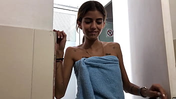 Stepsister gives young face a creampie while jacking off