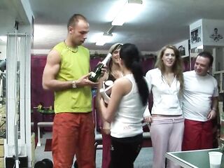 Hawt bang party, come see and be tempted