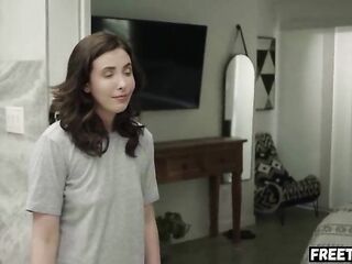 This chab Left Her Alone With His Powerful Ebony Roommate, Her 1st Time To Try BBC