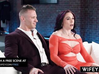 WIFEY Fit Hotwife Vanessa Arizona Gets Ultimate BBC Experience During the time that Hubby Watches