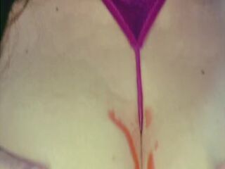 TETAS JUGOSAS , LES ESCUPO JUGUITO DE CHICLE Y ME LAS CHUPO