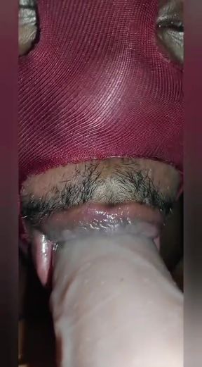 Juicy lips fem boy
