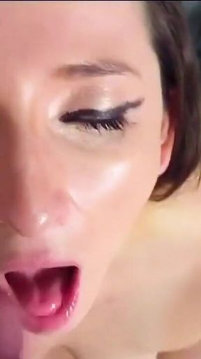 Babe Gave Me an Amazing Blowjob