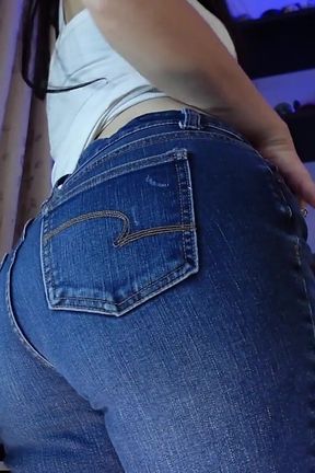 Jeans Just Got a Whole Lot Sexier