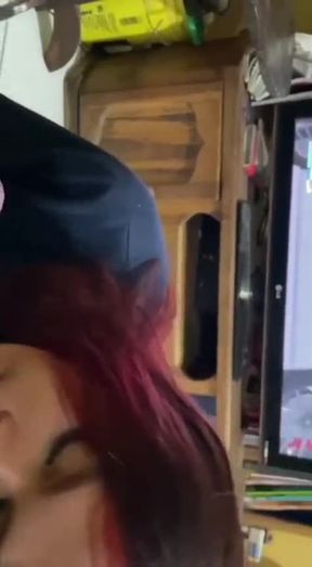 My neighbor lied again to come and suck my dick