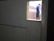 Cruising en los baños, mamando a desconocidos