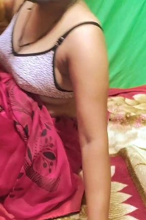 Desi Village Bhabhi First Time Sex Video, Village Bhabhi Tight Pussy First Time Sex