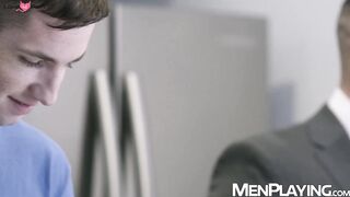 Slutty cleaner Thyle Knoxx offers his holes to handsome Manuel Skye