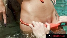 Big tits trans Brittney Kade gets her asshole gapped