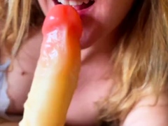 Sender en video til min kæreste, der er ham utro med en