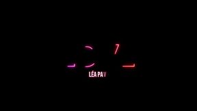 Avec la belle Elie Maxdan nous t'_avons r&eacute_serv&eacute_ un petit JOI coquin &amp_ lesbien ...