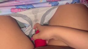 I'm so Hot I Can't Stop Touching My Pussy Before Going to Bed