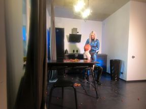 Strapon Lesbian and Latex Rubber Home Fun