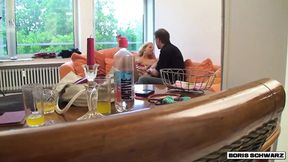 Next-Door Skinny Tease Tests Her Limits with Butt&#x1F351; Sex and Fisting