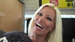 Panties porn video featuring Mileena and Hunter