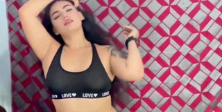 Viral 2026! Exhibitionist Dj Kitty Masturbates in Black Lingerie Until the Floor Is Wet