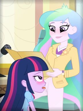 Twilight is Celestia's Favourite Student~! MLP NSFW Animation (MagicalMysticVA Voice)