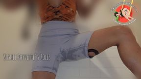 Light Pants & Panties Sushii Pees Herself - 4K