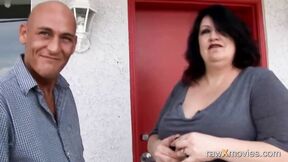 BBW STEPMOM gets naked & eats thick knob
