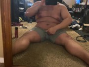 Fat guy cums