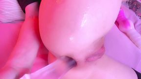 Gape tiny butt