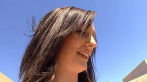 Horny car washer gets her pussyhole filled