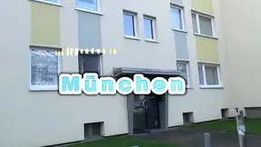 Stunning bombshell blonde gets her pussy smashed