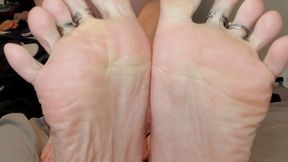 Mommy catches you taking pictures of her feet and humiliates you for it but also gives you joi