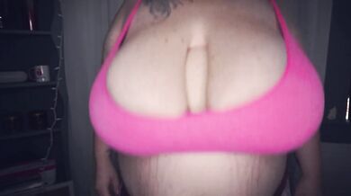Thick Bouncing Boobs shake all over DAYTONA HALE BBW fat hot