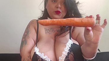 Resolvi virar vegana e comi legumes pela buceta - Mary Jhuana