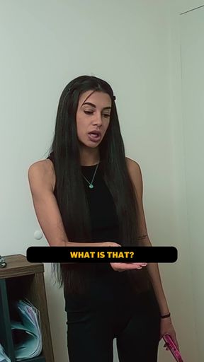 She&#039;ll get the loan after joining this gloryhole