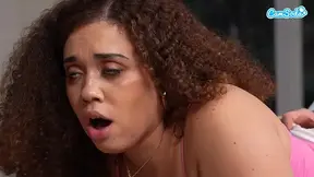 Huge Behind Stepsister Addicted to BWC Sneaky Fellatio During Business Call