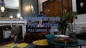 BLINDFOLDED MY FRIEND GAVE ME TO A VERSATILE DADDY BAREBACK Maxime Horns