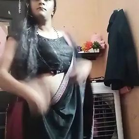 Indian crossdresser Shreya dancing 2