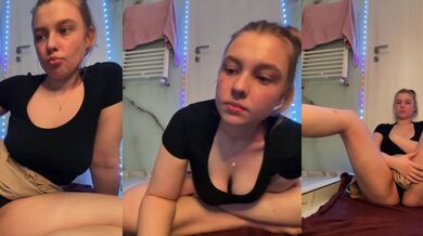 Jucielussie fingers pink pussy with relentless thrusting