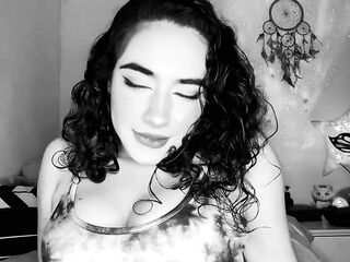 Besos vaporosos. Serie erótica: Llámame Lilith - Fulyanm ZSaurí (Narración con Lush de Lovense)