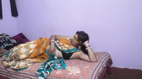 Desi Village Bhabi Husband Ki Friend Se Chudai