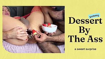 STRAWBERRY DESSERT WITH PUSSY FLAVOR