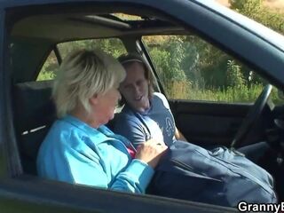 Old granny getting nailed in the car
