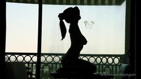 Bigtittygothegg Silhouette Dildo Riding