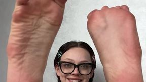 Social Media Creator @jadiexbaddie @Showing Feet & #Nude #Glasses #Fetish #Teen movie xxx clips | Tik.Porn
