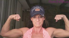 Bicep Flexing Webcam Show with Jennifer Thomas SDWMV