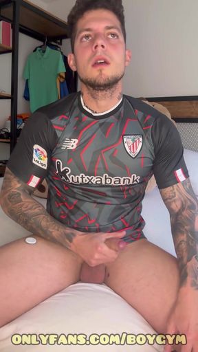 Football Player Cums Hard with No Touch Boygym