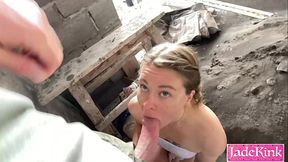 Couple gets naughty while outdoor and fucks in construction site